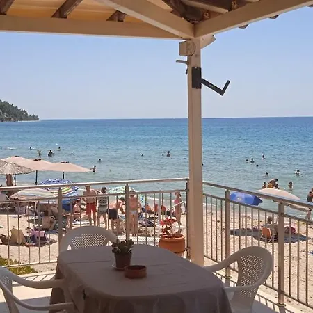 מלון Lemonishouse By The Sea 2 ניאה סקיוני